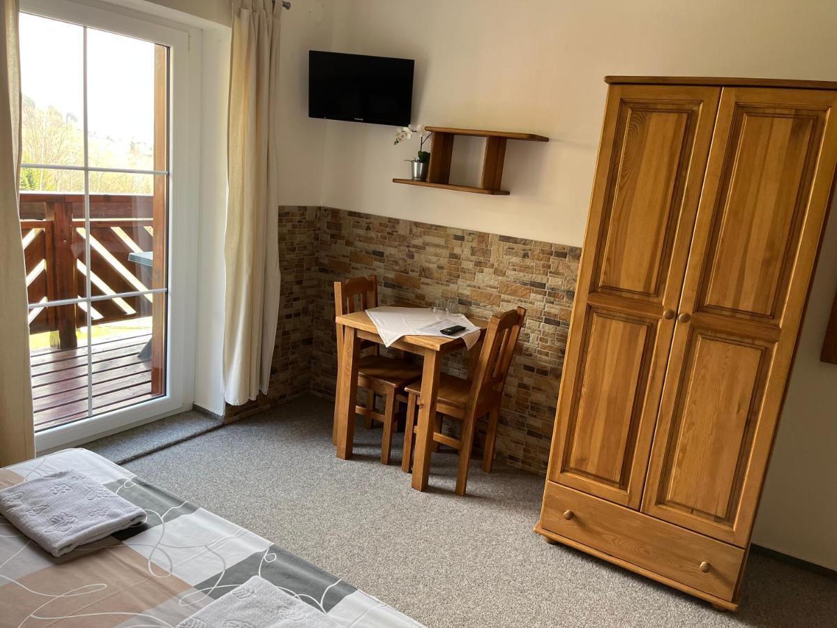 Na Planyrce Hotel Paseky nad Jizerou Ngoại thất bức ảnh